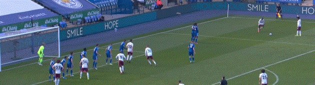 1614516294016006205.gif 6451.gif